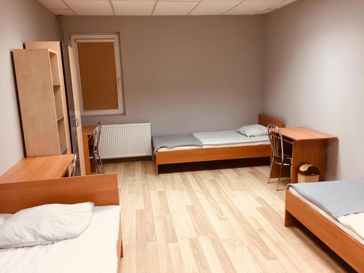 Uslugi Noclegowe Akademicka Łomża المظهر الخارجي الصورة